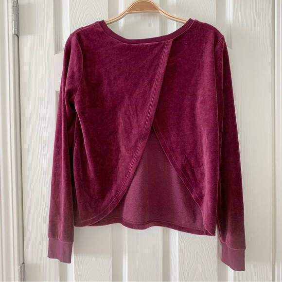 ❤️ NWOT Victoria’s Secret VS Wine Red Velour Crossback Pullover Sweatshirt - Picture 5 of 6